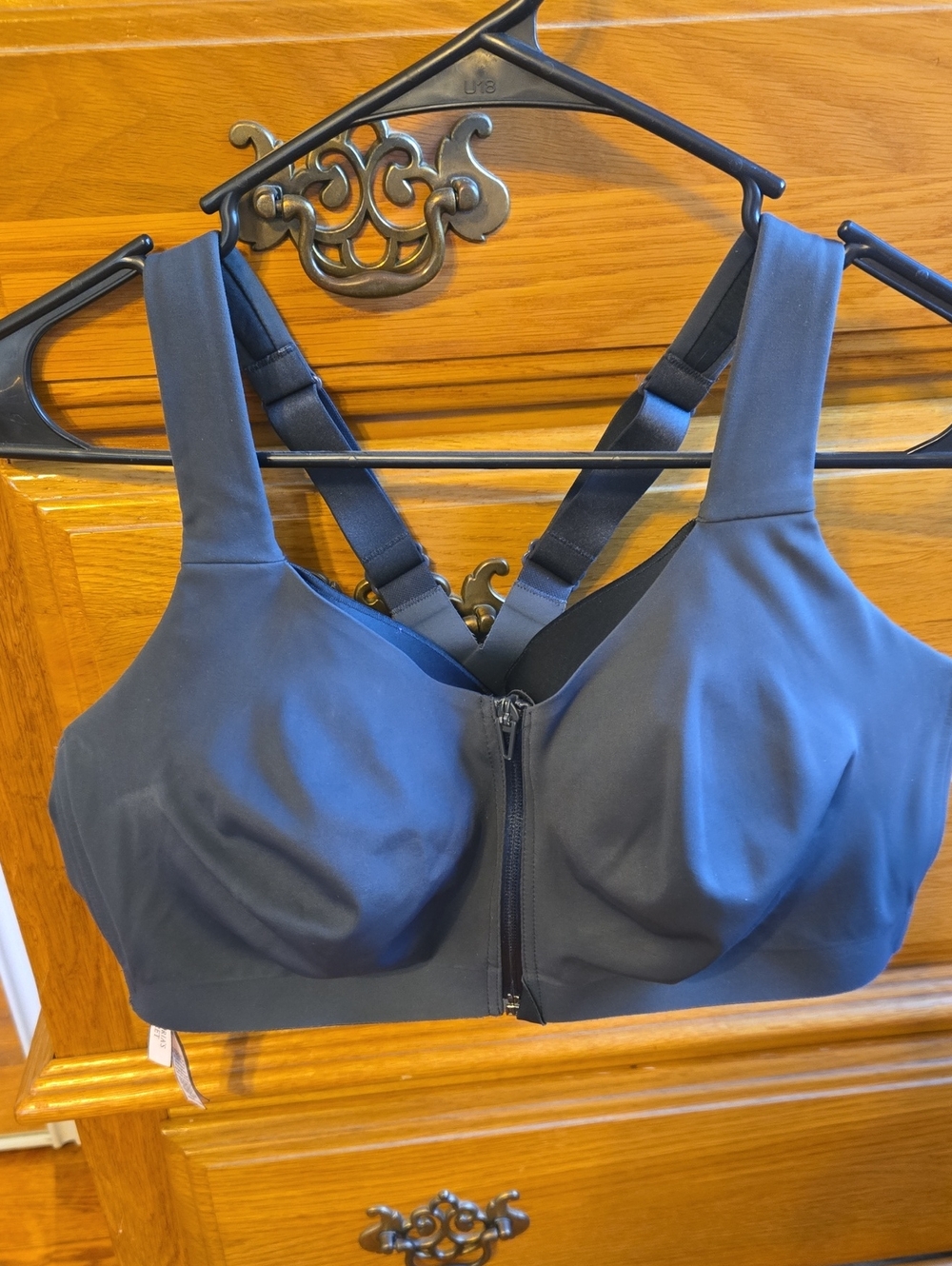 Victoria's Secret Dark Gray Front-Zip Support Bra